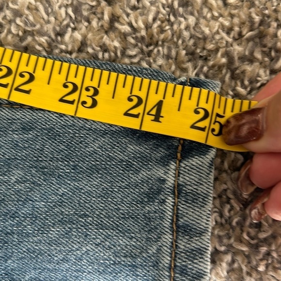 5/$25 Peaofblrd high rise mom jeans in size 6 - Picture 8 of 8